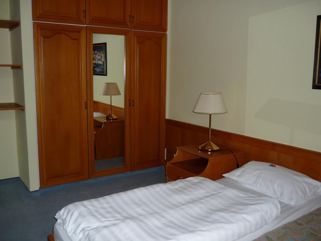 Öreg Malom Hotel Csepreg Rom bilde